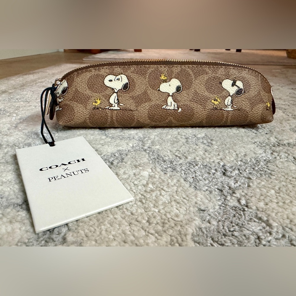 Coach Brown Signature Snoopy & Woodstock Zip Pouch